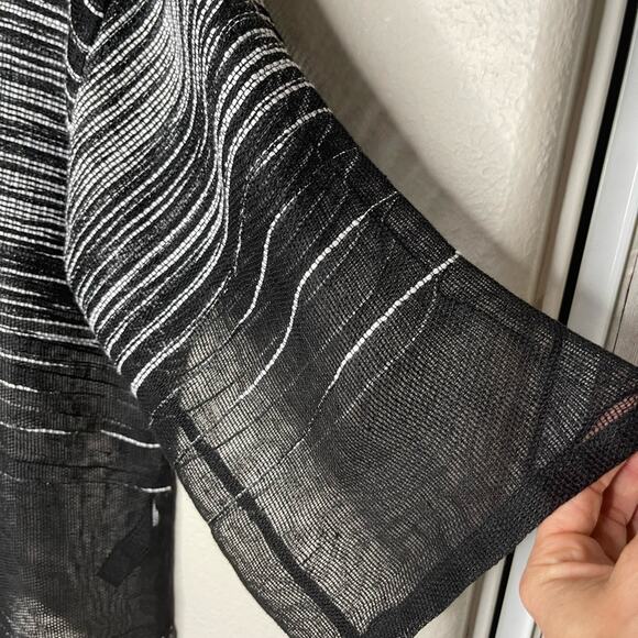 Eileen Fisher Half Sleeve Illusion Mesh Top Medium - Picture 5 of 11